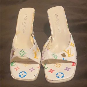 Louis Vuitton white/rainbow kitten heel vintage